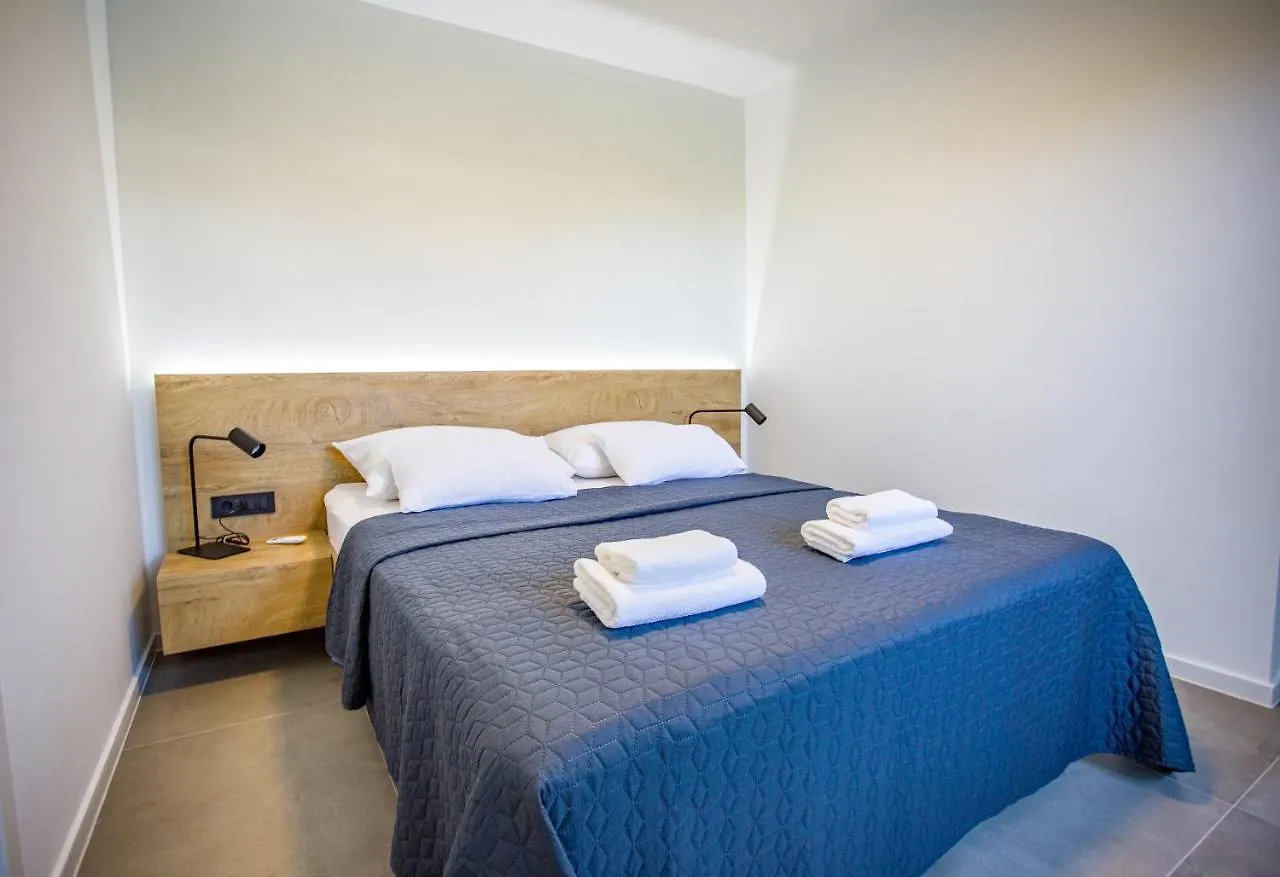 Villa Favi Pakostane Apartment